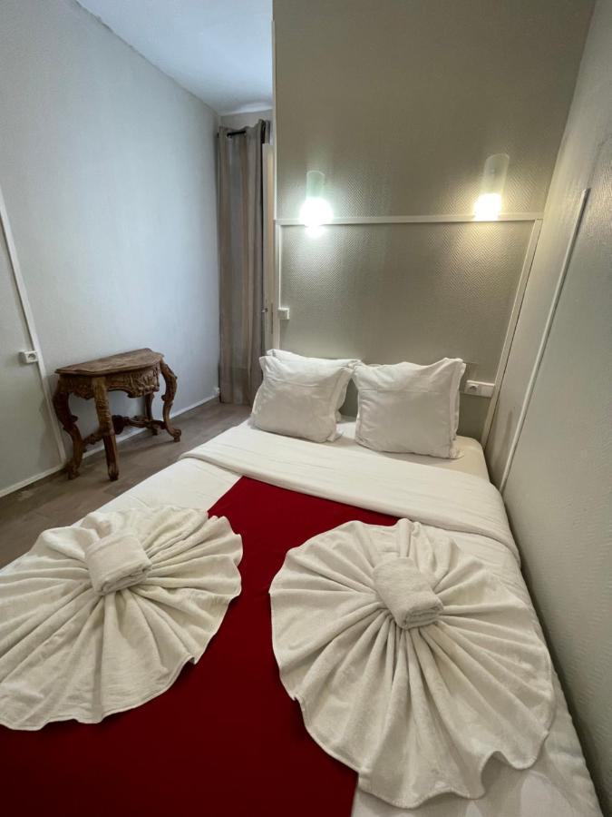 Hotel Central Сен-Дени Экстерьер фото